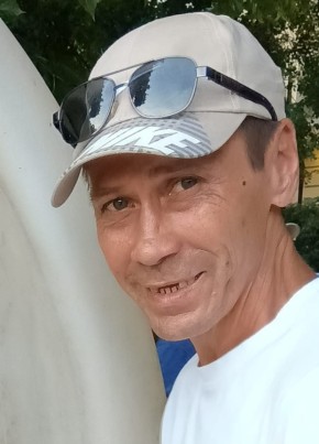 Валерий Мещеряко из Армавира 52 года
