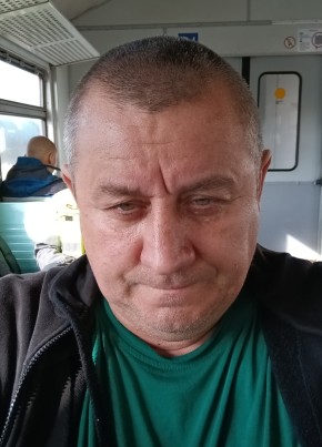 Виктор из Волхова 57 лет