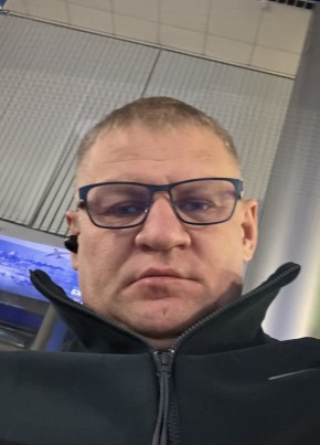 Александр из Красноярска 46 лет