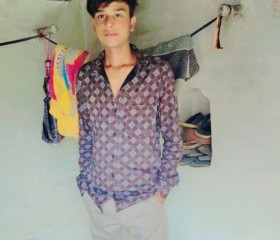 Som Raikwar, 19, Rehli