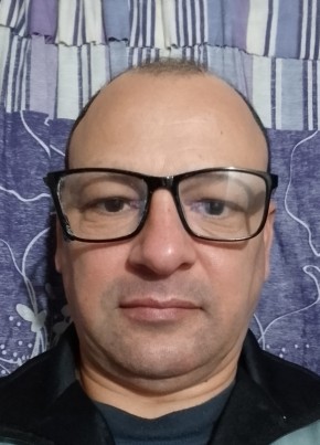 Raul из Montevideo 52 года