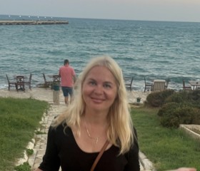 Natalia, 48, Sacramento