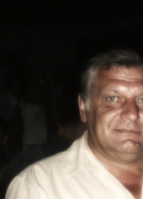 МИХАИЛ, 64, Россия, Ишимбай