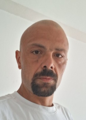 Cristian из Târgu Jiu 34 года