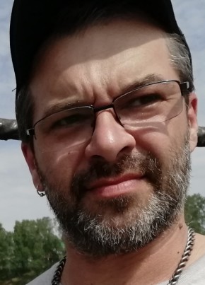 Mikhail, 45, Belarus, Rechytsa