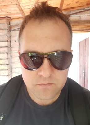 Роман, 35, Україна, Київ