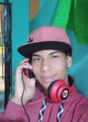 Maximiliano, 21, República del Ecuador, Huaquillas