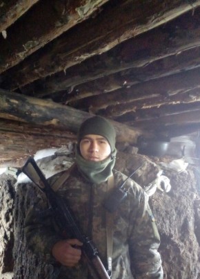 Макс, 26, Україна, Горлівка