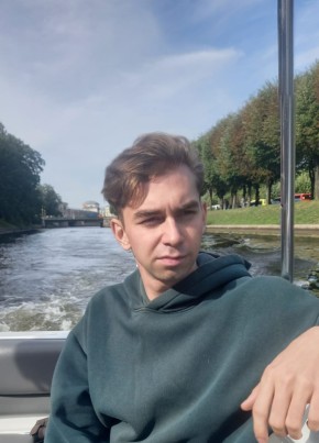 Андрей из Санкт-Петербурга 21 год