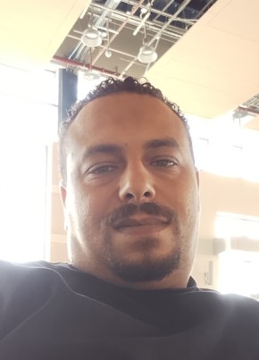 محمود из أبوظبي 37 лет