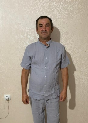 Арсен из Нальчика 54 года