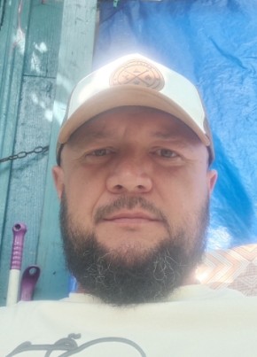 Браун из Черкесска 43 года