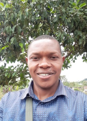 CHRISTIAN MURHUL, 33, Uganda, Kamwenge