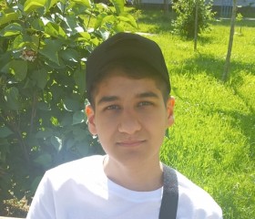 Tima, 18, Saint Petersburg