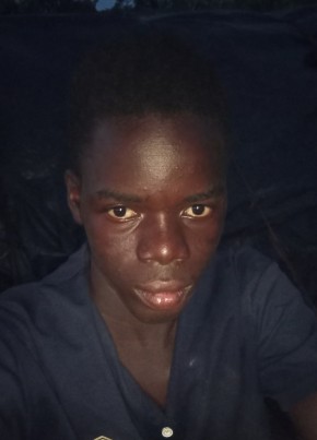 Essaie из Gaoua 69 лет