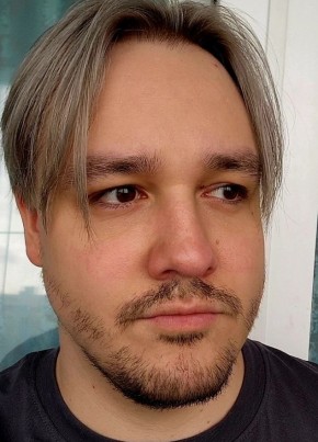 Иван из Десногорска 25 лет