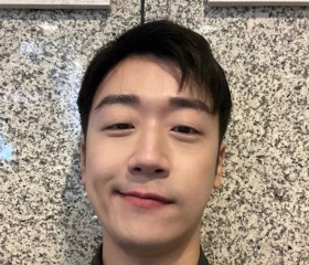 Wang Lee, 32, Glasgow