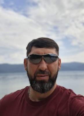 Serjy из Иркутска 48 лет