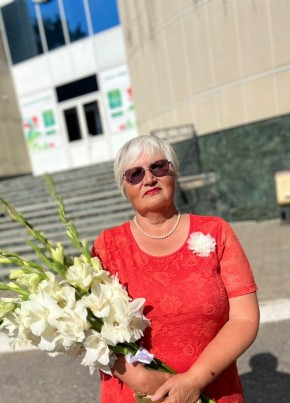 Галина, 69, Россия, Нижнекамск