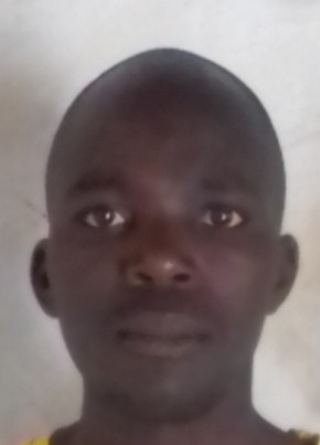 Kenneth Kaligond, 39, Malaŵi, Lilongwe