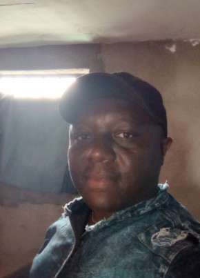 valdo lalado, 30, Republic of Cameroon, Douala