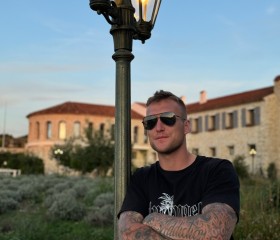 Dima, 25, Dubai