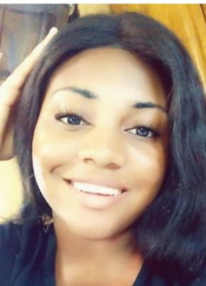 Loraine Étonne, 28, Republic of Cameroon, Yaoundé