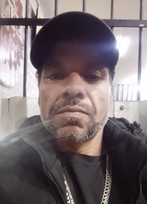 Carlos Martins из Canoas 52 года