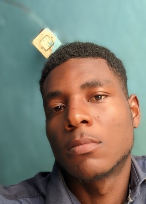 Roger, 28, Republic of Cameroon, Yaoundé