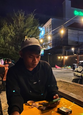 Adit из Kota Denpasar 28 лет