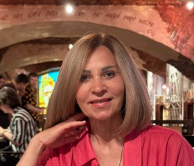 Lyudmila, 56, Saint Petersburg