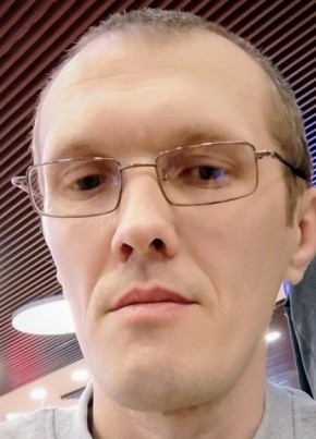 Андрей из Тюмени 42 года