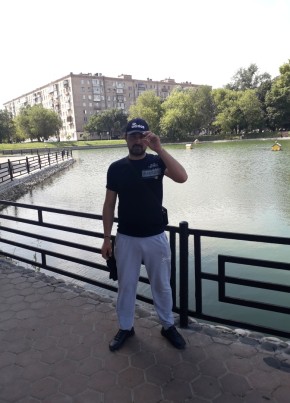 Арсен, 33, Россия, Москва