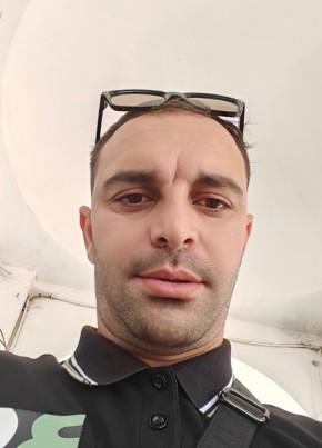 Oussama из Algiers 33 года