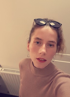 Gwendoline , 22, République Française, Loos