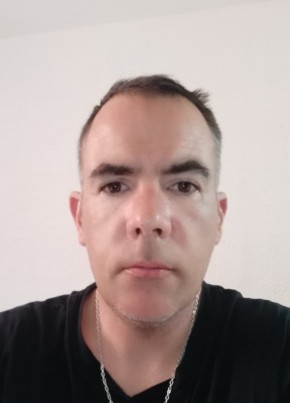 ludovic, 46, République Française, Montereau-Fault-Yonne