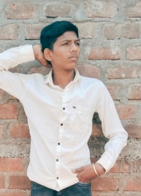 Karan kag, 18, India, Manāwar