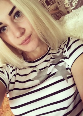Виктория, 25, Россия, Миллерово