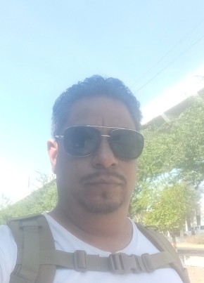 Elias Vargas из Zapopan 36 лет