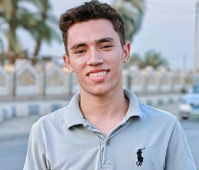 Eslam, 21, Cairo