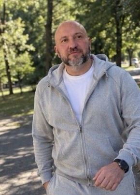 Илья из Новосибирска 40 лет