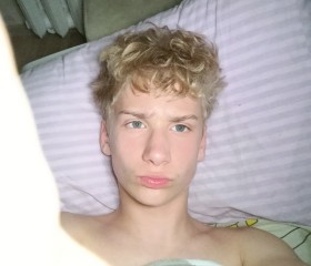 Zakhar, 18, Lida
