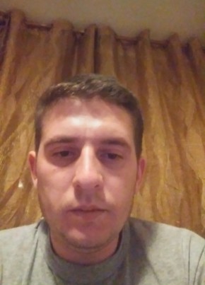 Stefan, 35, Romania, Sectorul 4