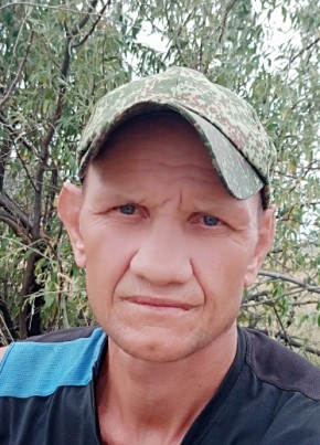 Максим, 40, Россия, Волгоград