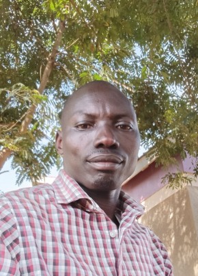 Simon Peter из Soroti 39 лет