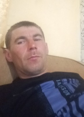 Виктор, 36, Россия, Чугуевка