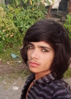Sukhiya, 19, India, Jhābua