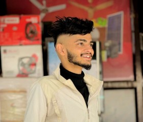 Naksh, 24, Port Louis