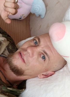 Евгений из Луганска 41 год