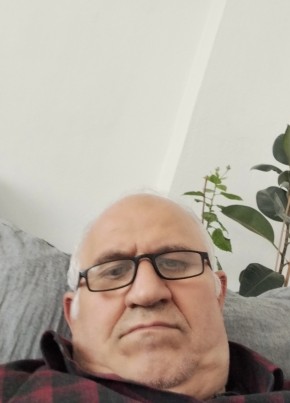 Hüseyin из Çay 64 года